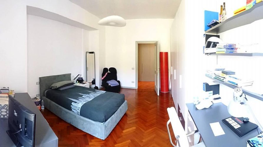 Quadrilocale di 250 mq con posto auto in zona centralissima Bergamo