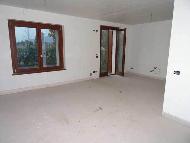 Gorle Villa di testa con giardino di 200mq Gorle