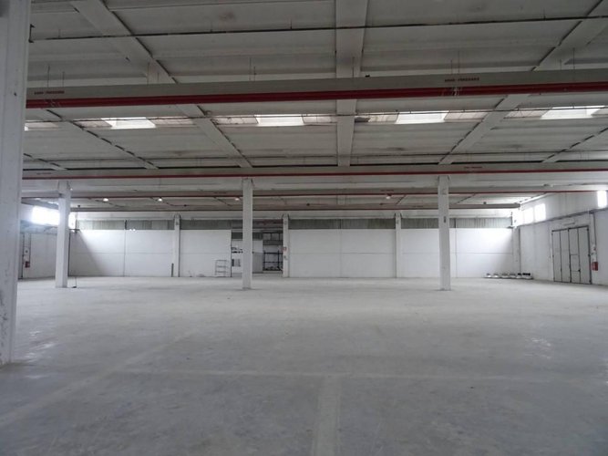 Zona industriale capannone di 4.700mq Lallio