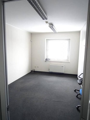 Zona industriale capannone di 4.700mq Lallio