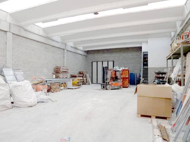 Mapello zona industriale capannone 420mq Mapello