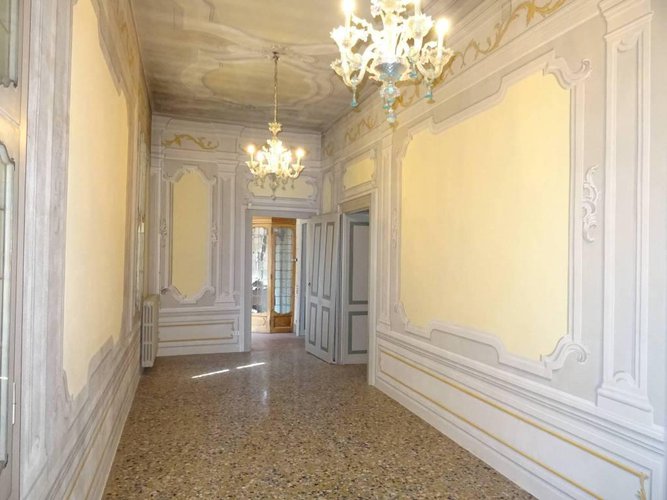 Prestigioso appartamento di 400Mq in Città alta Bergamo