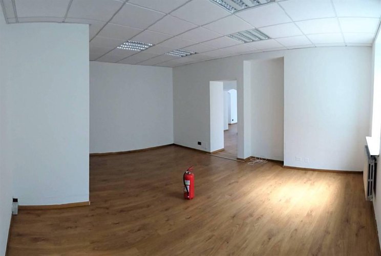 Via Moroni Negozio fronte strada Bergamo