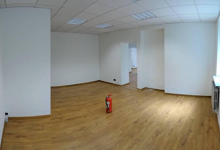 Via Moroni Negozio fronte strada Bergamo