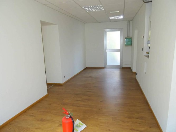 Via Moroni Negozio fronte strada Bergamo