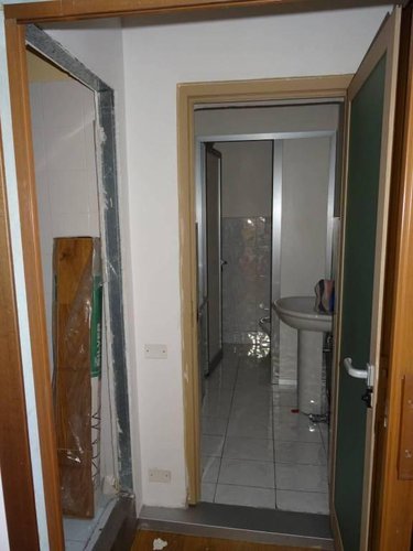 Via Moroni Negozio fronte strada Bergamo