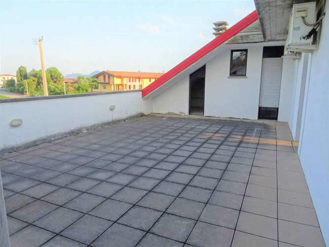 Castelli Calepio ufficio 200mq Castelli Calepio