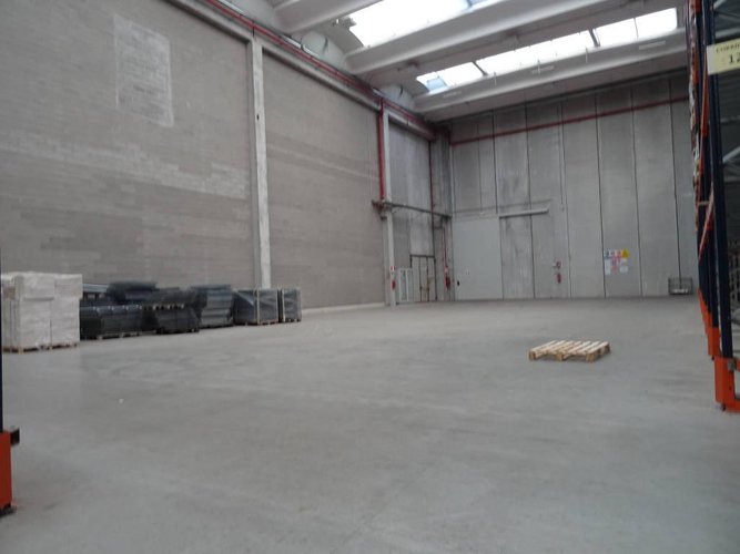 Immobile Industriale/logistico Fronte Autostrada Osio Sotto