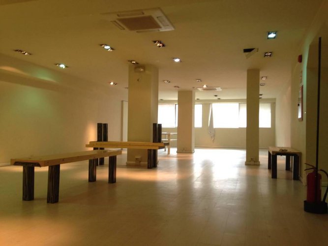 Negozio 750 mq + 750 mq p. int. con 7 vetrine fronte strada Bergamo