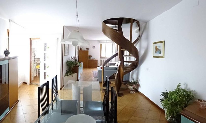 Villa D'Almè trilocale ultimo piano arredato Villa d'Almè