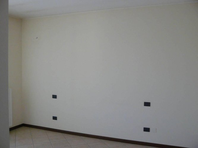 AMPIO BILOCALE LUMINOSO IN ZONA TRANQUILLA Spino d'Adda