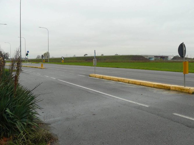 CAPANNONE A 100 mt DALLA NUOVA STRADA PAULLESE Spino d'Adda