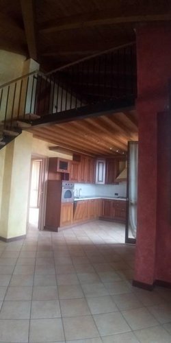 Bellissimo app.to indipendente con 150 mq di giardino!!!! Pontirolo Nuovo