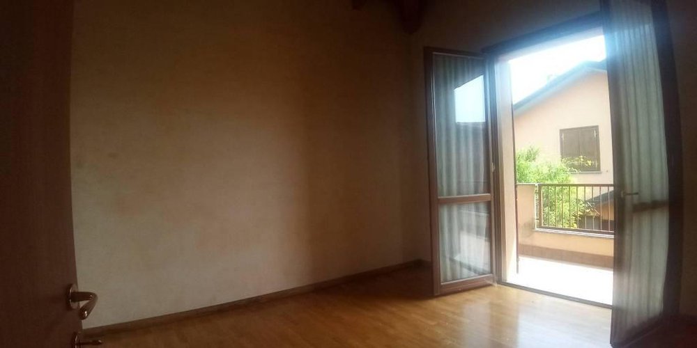 Bellissimo app.to indipendente con 150 mq di giardino!!!! Pontirolo Nuovo