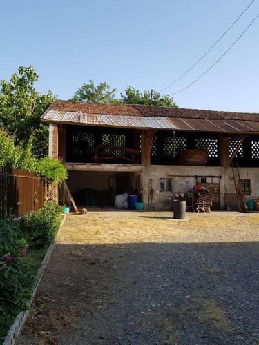 Tipico cascinale con terreno agricolo Fara Gera d'Adda