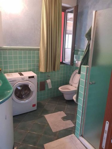 Stabile residenziale e artigianale Albino