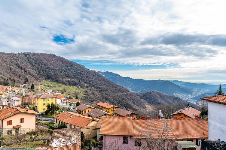 Stabile/Palazzo Nembro