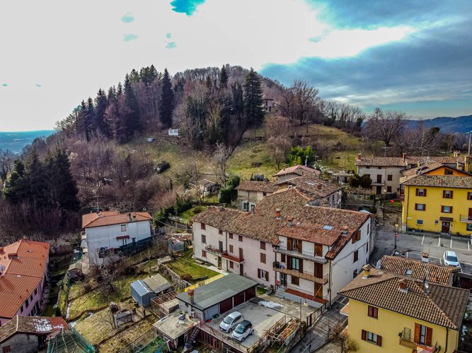 Stabile/Palazzo Nembro