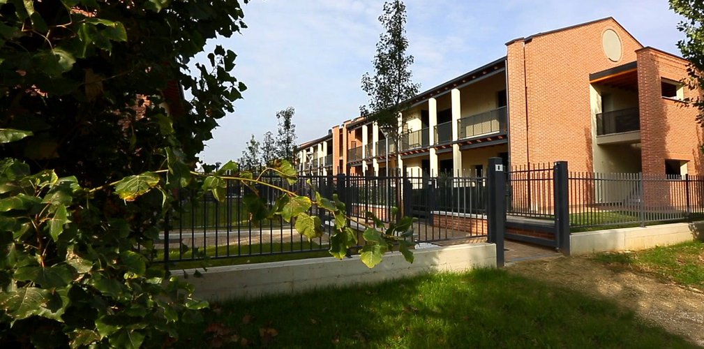 Quadrilocale duplex ultimo piano con terrazzi e cantina Madone