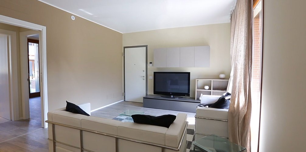 Quadrilocale duplex ultimo piano con terrazzi e cantina Madone