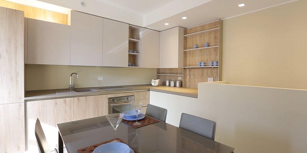 Quadrilocale duplex ultimo piano con terrazzi e cantina Madone