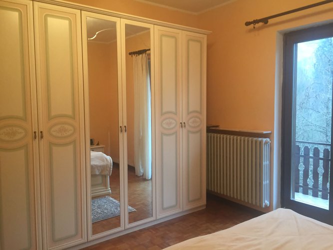 CASA SINGOLA BEN TENUTA! Algua