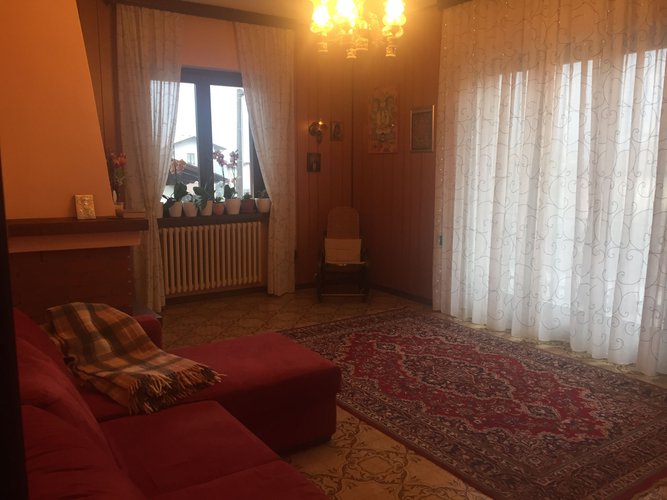 CASA SINGOLA BEN TENUTA! Algua