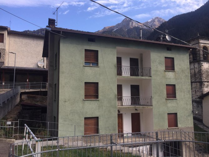 CENTRALE E SOLEGGIATA! Mezzoldo