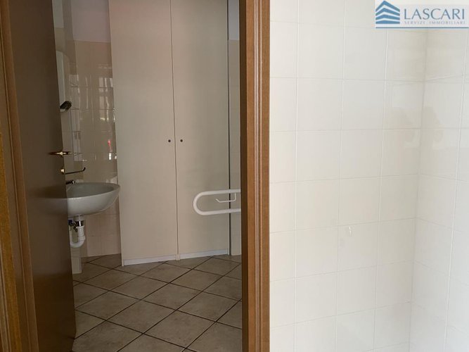 Negozio 1 locale - Rif. 2334 Bergamo