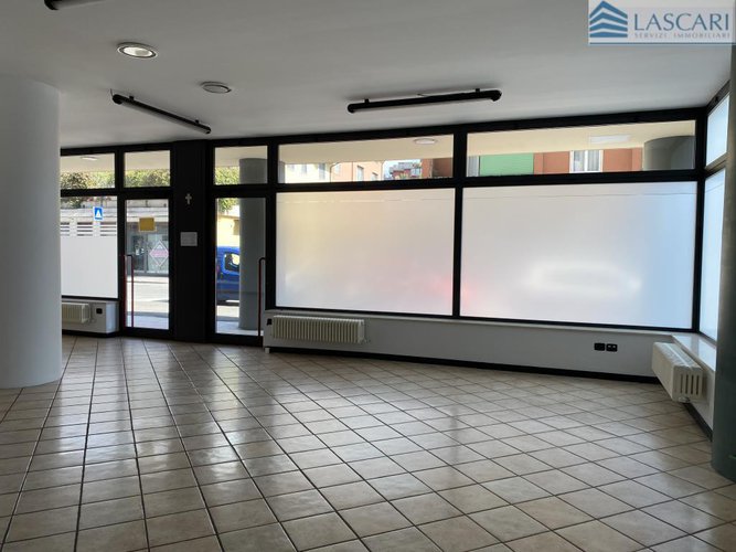Negozio 1 locale - Rif. 2334 Bergamo