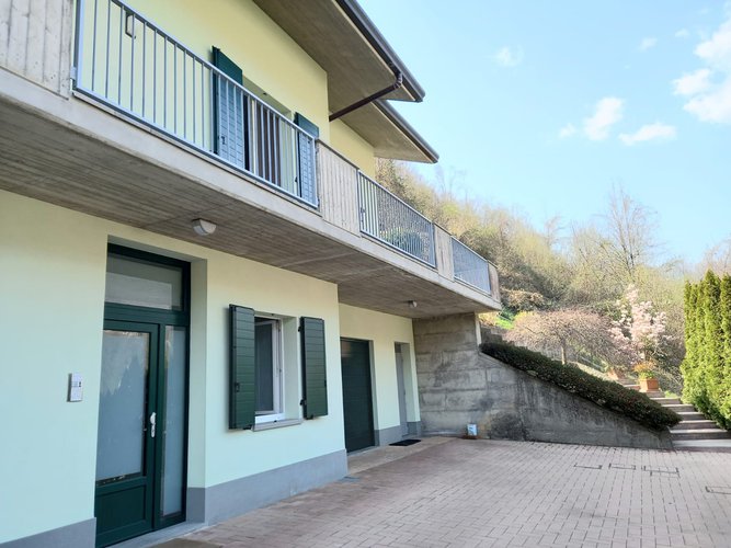 APPENA RISTRUTTURATO Val Brembilla