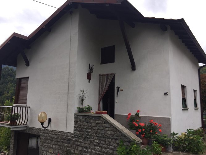 NDIPENDENTISSIMA CON GIARDINO!! Taleggio