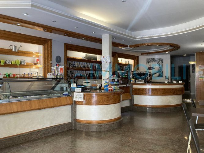 NEGOZIO INVESTIMENTO Lecco