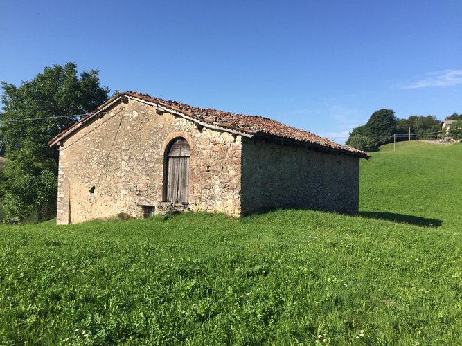 ZOGNO - CASOLARE SERVITO DA TUTTO!! Zogno