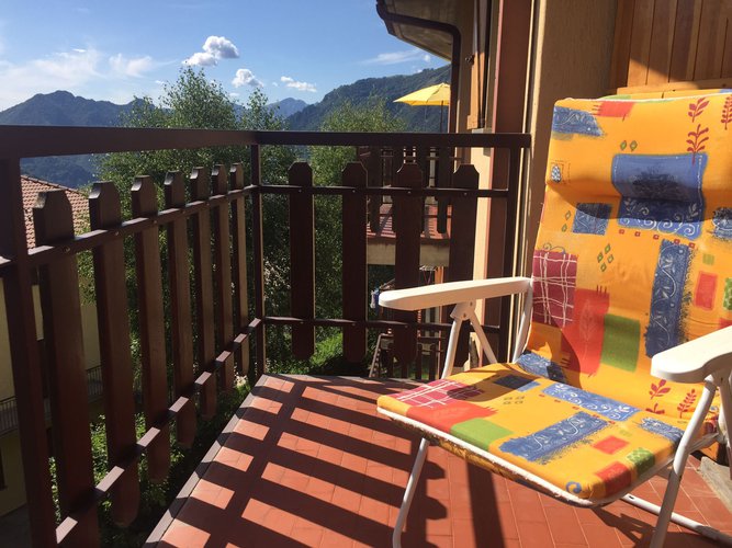 VISTA DA CARTOLINA AD UN PREZZO PAZZO! Oltre il Colle