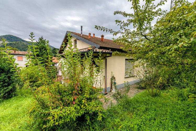 Casa indipendente Albino