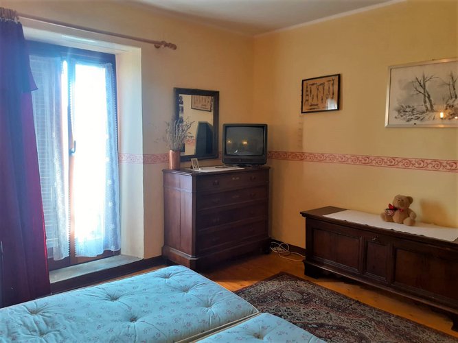 COSTA VALLE IMAGNA - CASA D'EPOCA IN OTTIME CONDIZIONI Costa Valle Imagna