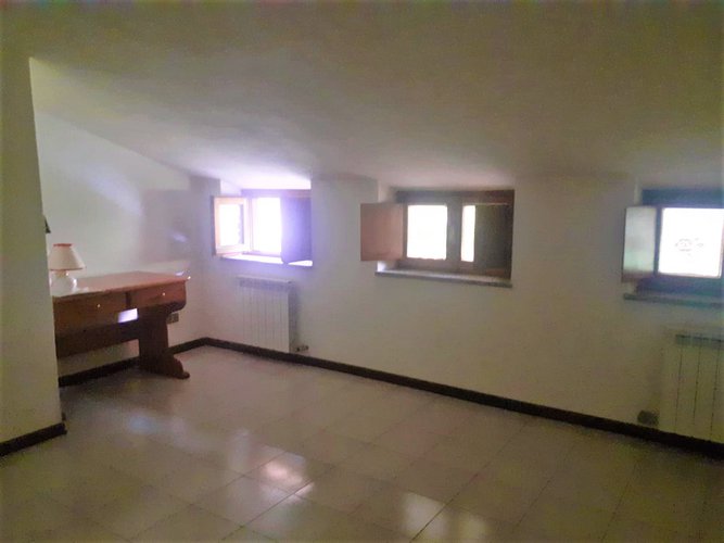 DOSSENA - SOLUZIONE BEN TENUTA! Dossena