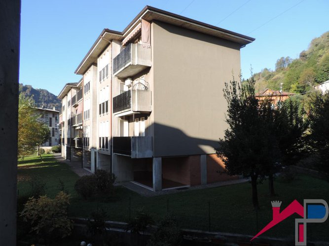 Pontida quadrilocale con box Pontida