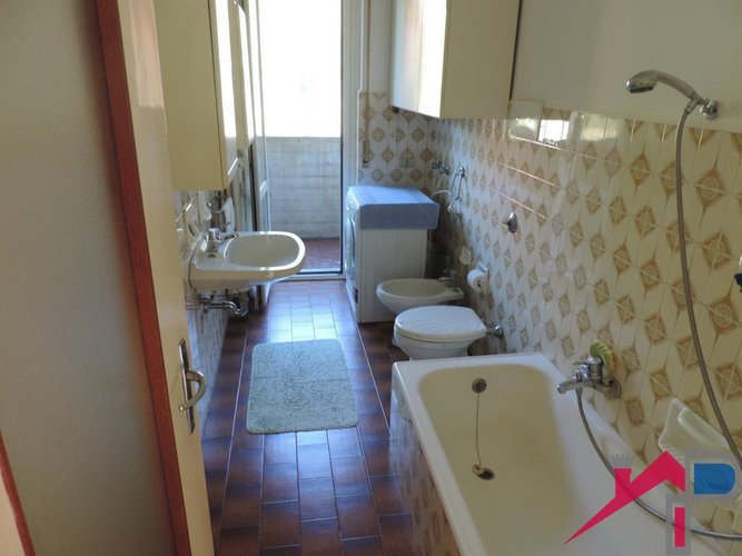 Pontida quadrilocale con box Pontida