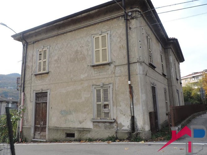 Casa singola da ristrutturare Cisano Bergamasco