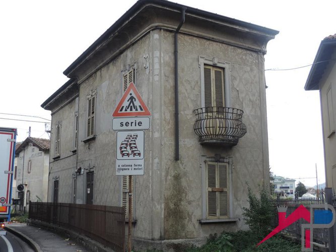 Casa singola da ristrutturare Cisano Bergamasco