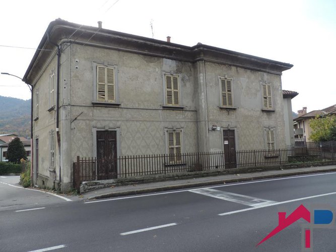Casa singola da ristrutturare Cisano Bergamasco