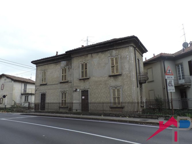 Casa singola da ristrutturare Cisano Bergamasco