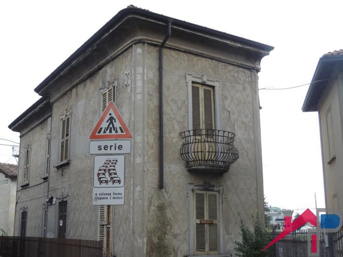 Casa singola da ristrutturare Cisano Bergamasco
