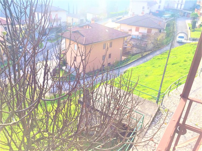 COSTA SERIA - CASA TERRA-CIELO IN OTTIME CONDIZIONI Costa Serina