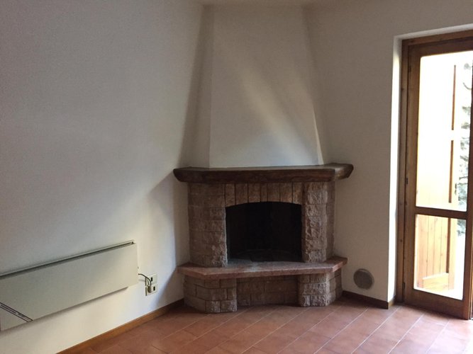 ZONA ESCLUSIVA! SERVITA DA TUTTO! Bracca