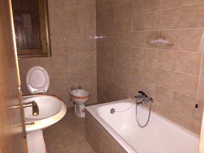 ZONA ESCLUSIVA! SERVITA DA TUTTO! Bracca