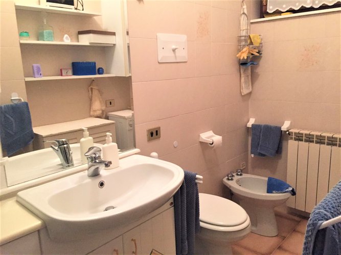 COMODO A TUTTI I SERVIZI!! Oltre il Colle