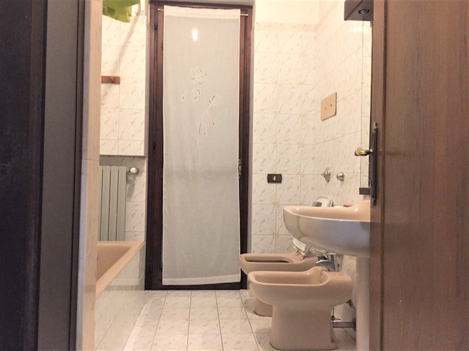 OCCASIONE UNICA! INDIPENDENTE E CENTRALE! Zogno